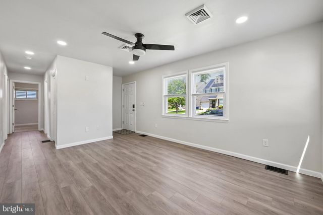 409 ILLINOIS AVE, Delanco, NJ 08075