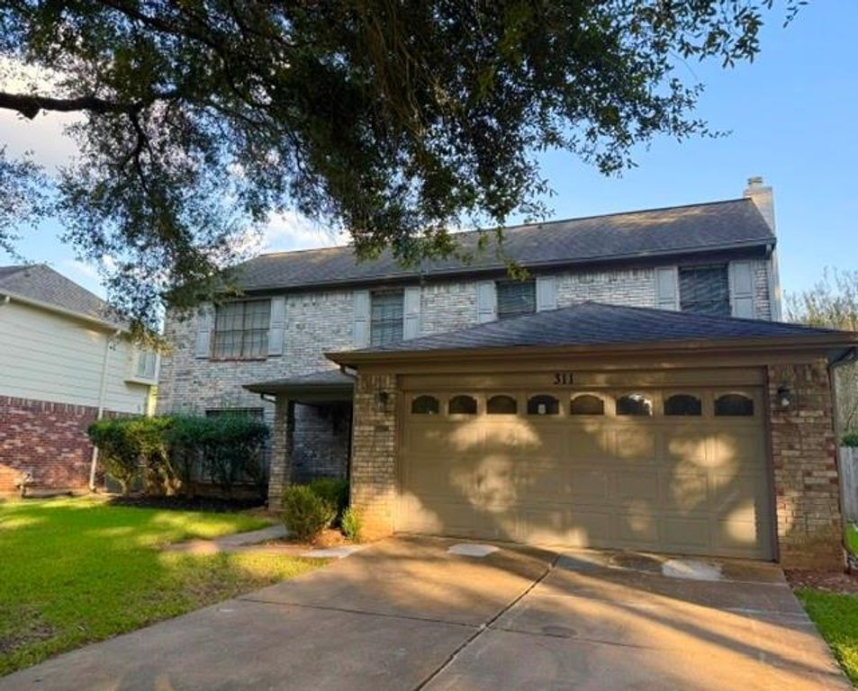 311 Birch Hill Drive, Sugar Land, TX 77479