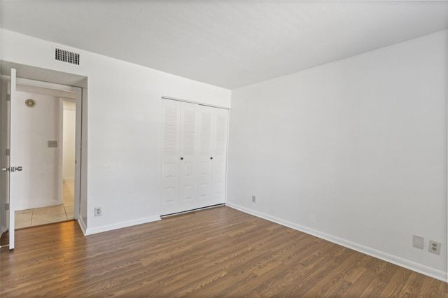 424 N Laurel Dr 1807, Margate, FL 33063