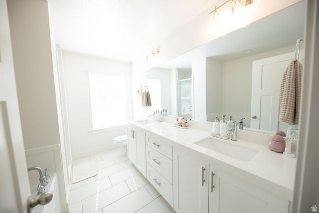 1404 E RUSTIC WOOD CT, Sandy, UT 84092