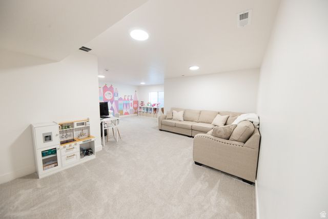 1404 E RUSTIC WOOD CT, Sandy, UT 84092