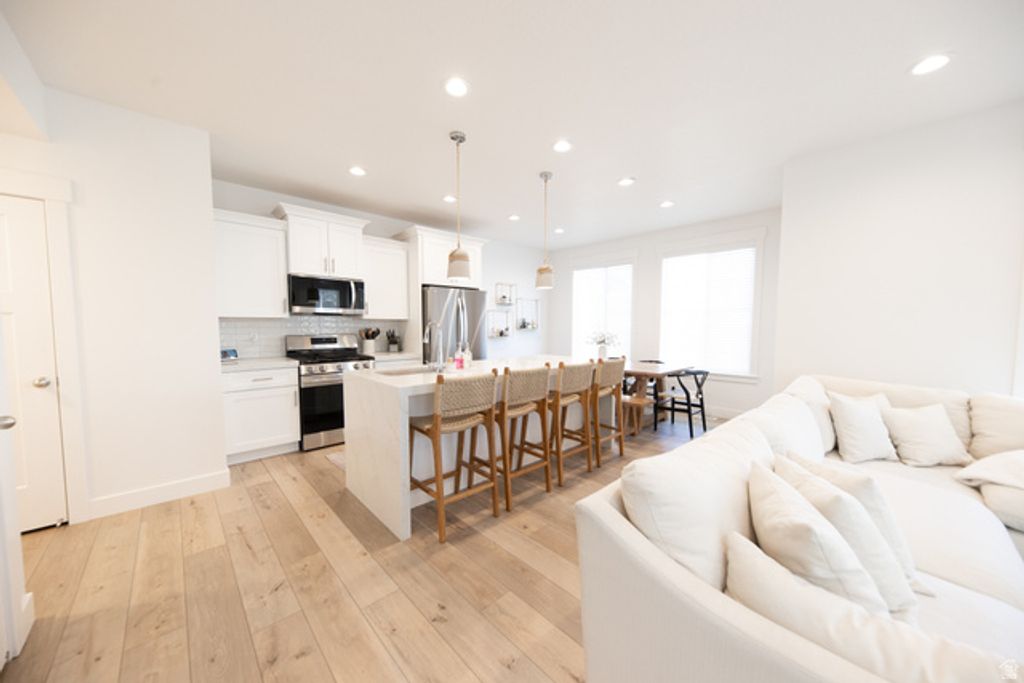 1404 E RUSTIC WOOD CT, Sandy, UT 84092 — photo 4