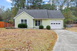 111 Honey Tree Court, Midway Park, NC 28544