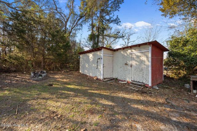 245 Baker Drive SW, Supply, NC 28462