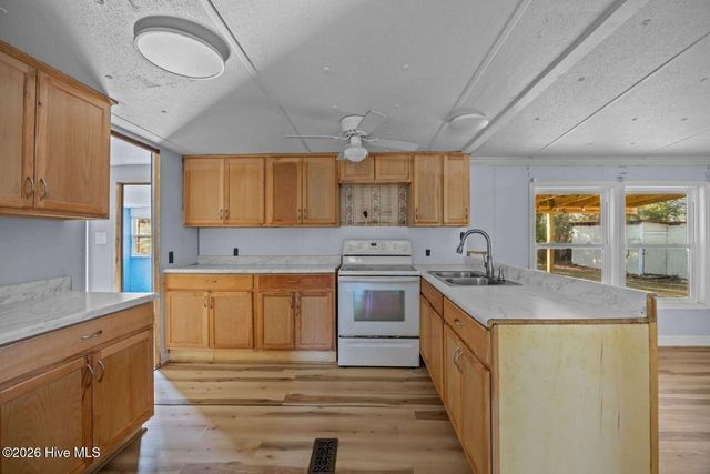 245 Baker Drive SW, Supply, NC 28462