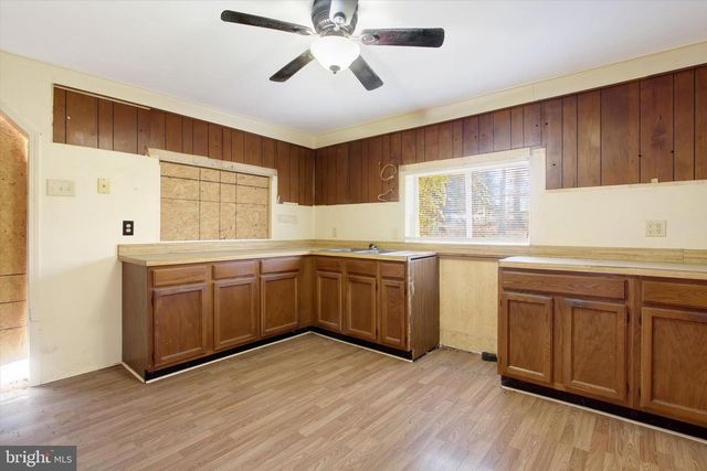 1209 JACKSON SQUARE RD, Spring Grove, PA 17362