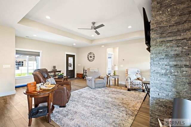 775 Sunset Court, Shelley, ID 83274