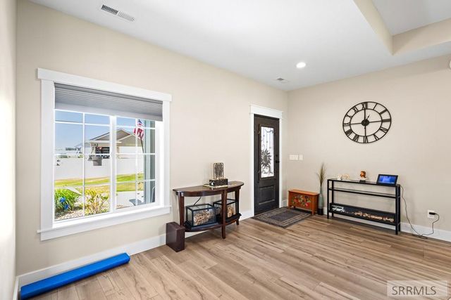 775 Sunset Court, Shelley, ID 83274