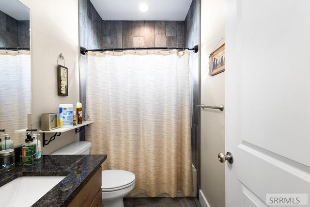 775 Sunset Court, Shelley, ID 83274