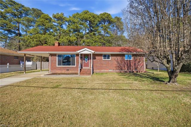 48 Rexford DR, Newport News, VA 23608