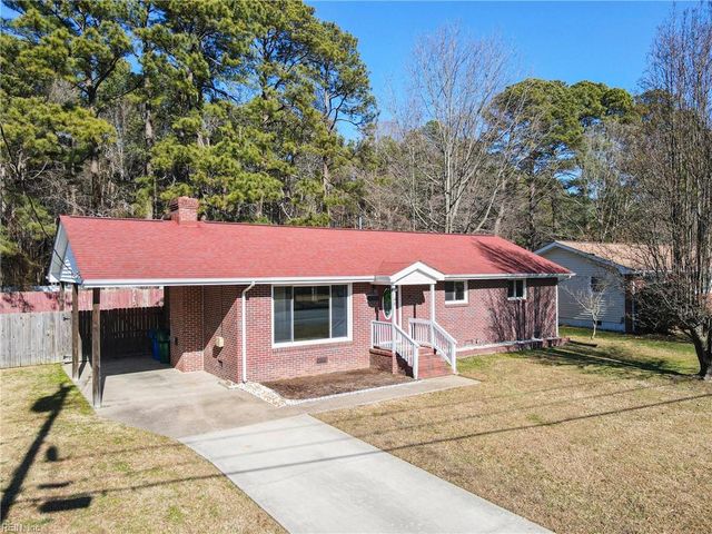 48 Rexford DR, Newport News, VA 23608