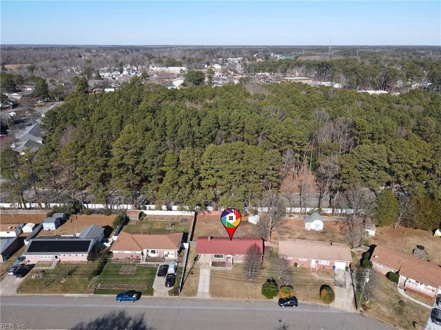 48 Rexford DR, Newport News, VA 23608