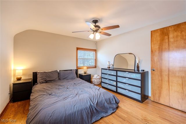 3852 Edinburgh, Austintown, OH 44511