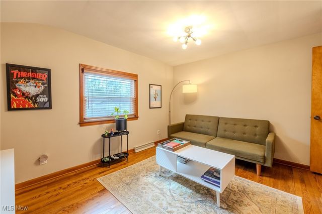 3852 Edinburgh, Austintown, OH 44511