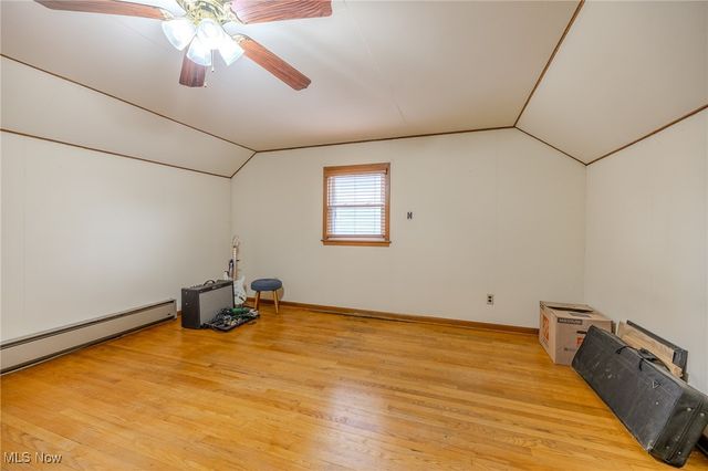 3852 Edinburgh, Austintown, OH 44511