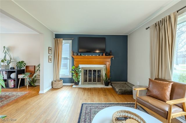 3852 Edinburgh, Austintown, OH 44511