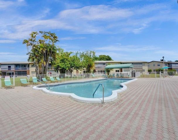 7505 NW 5th Place 203, Margate, FL 33063