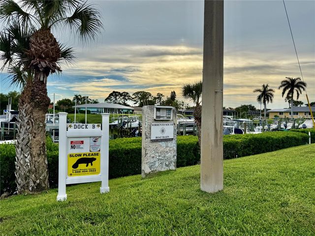 718 SORRENTO INLET DRIVE 718, Nokomis, FL 34275