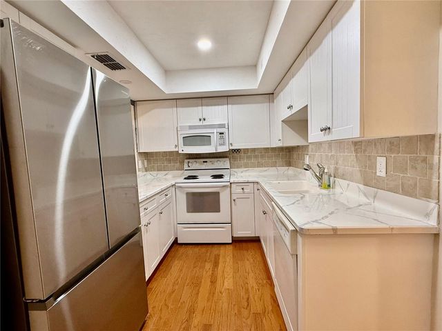 718 SORRENTO INLET DRIVE 718, Nokomis, FL 34275