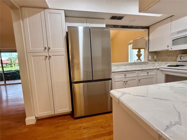 718 SORRENTO INLET DRIVE 718, Nokomis, FL 34275