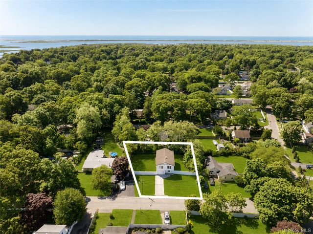 8 Brush Road, Mastic Beach, NY 11951