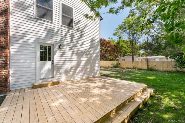 8 Brush Road, Mastic Beach, NY 11951