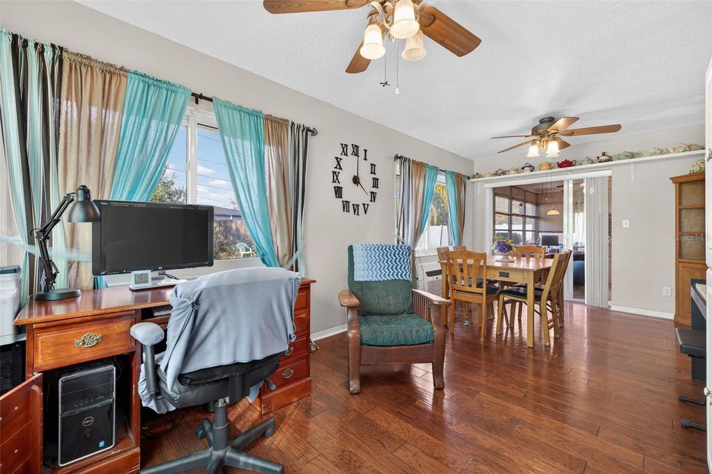 Image 21 of property listing at 4347 32ND TERRACE N, St Petersburg, FL 33713