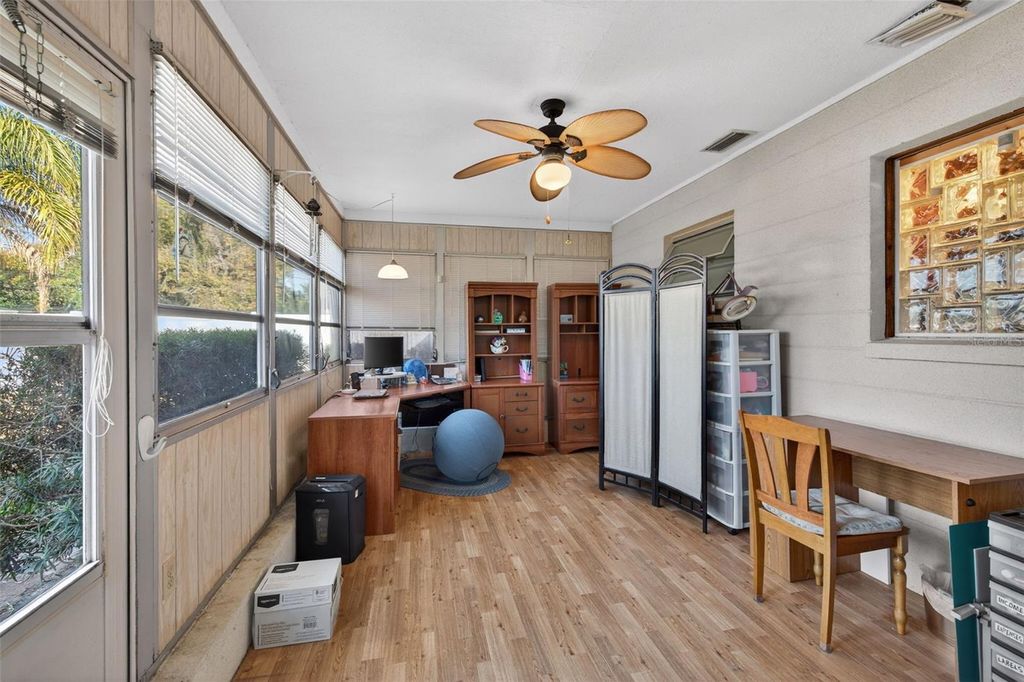 Image 23 of property listing at 4347 32ND TERRACE N, St Petersburg, FL 33713