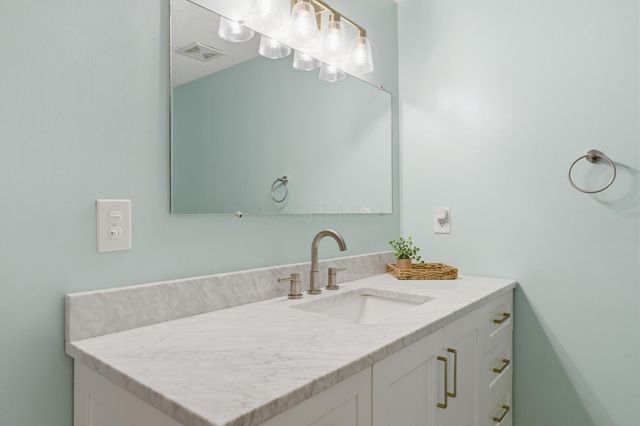 5639 Holyoke Lane, Columbus, OH 43231