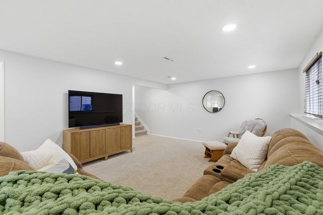 5639 Holyoke Lane, Columbus, OH 43231