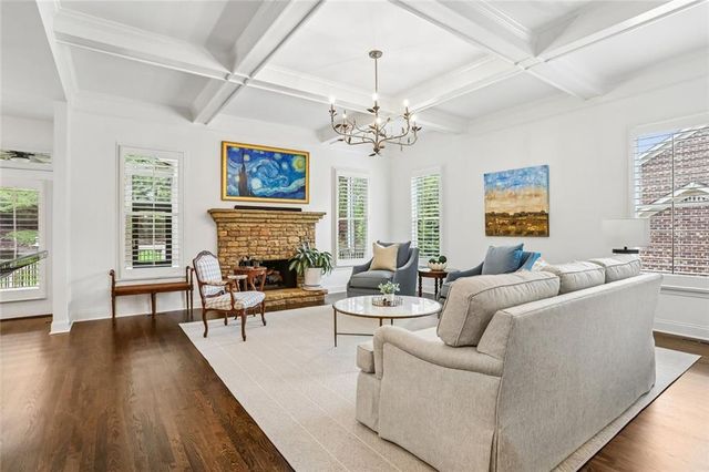 622 Rocky Creek Point, Woodstock, GA 30188