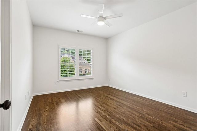 622 Rocky Creek Point, Woodstock, GA 30188