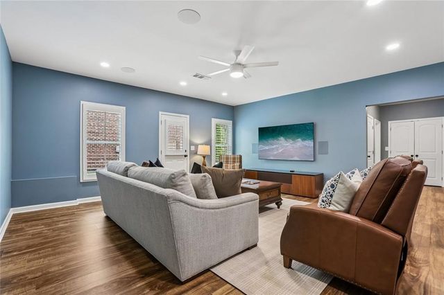 622 Rocky Creek Point, Woodstock, GA 30188