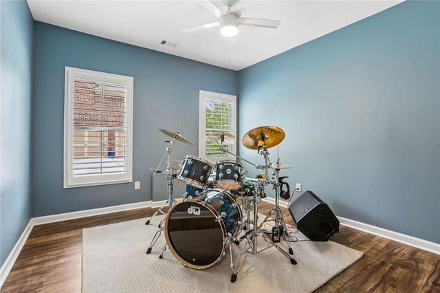 622 Rocky Creek Point, Woodstock, GA 30188