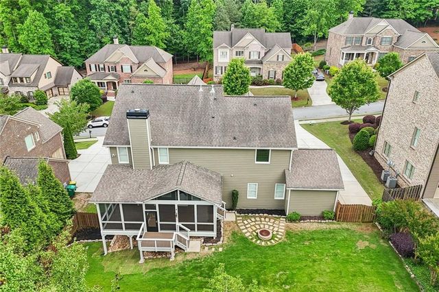 622 Rocky Creek Point, Woodstock, GA 30188