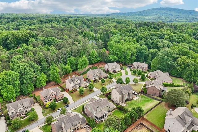 622 Rocky Creek Point, Woodstock, GA 30188