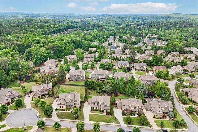 622 Rocky Creek Point, Woodstock, GA 30188