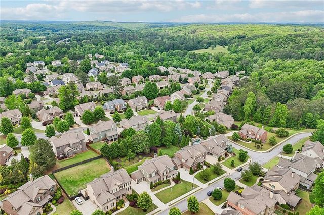 622 Rocky Creek Point, Woodstock, GA 30188