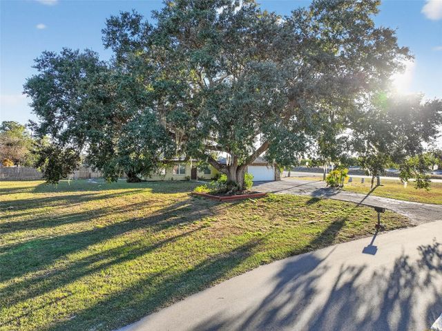 8812 OAKWOOD DRIVE, Lake Wales, FL 33898