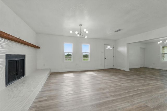 8812 OAKWOOD DRIVE, Lake Wales, FL 33898