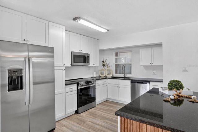 8812 OAKWOOD DRIVE, Lake Wales, FL 33898