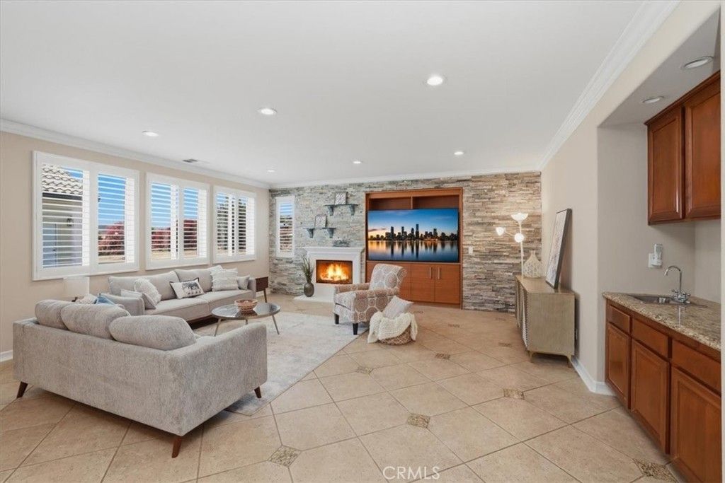 Image 19 of property listing at 16795 Eagle Peak, Riverside, CA 92504