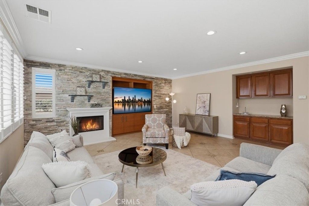Image 20 of property listing at 16795 Eagle Peak, Riverside, CA 92504