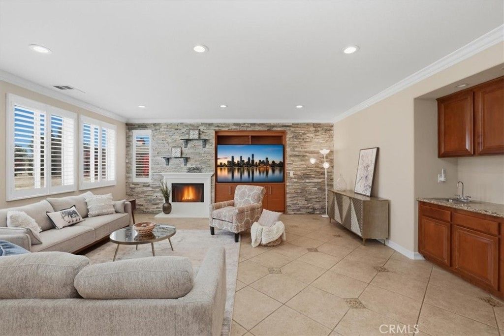 Image 21 of property listing at 16795 Eagle Peak, Riverside, CA 92504
