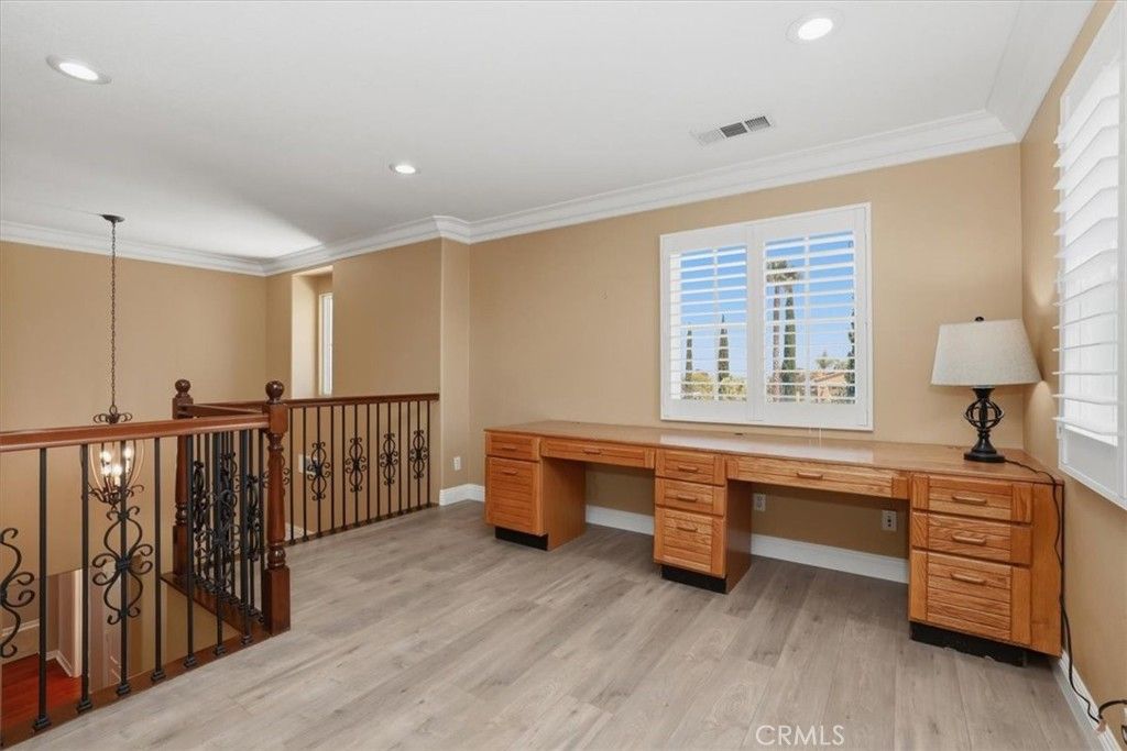 Image 34 of property listing at 16795 Eagle Peak, Riverside, CA 92504