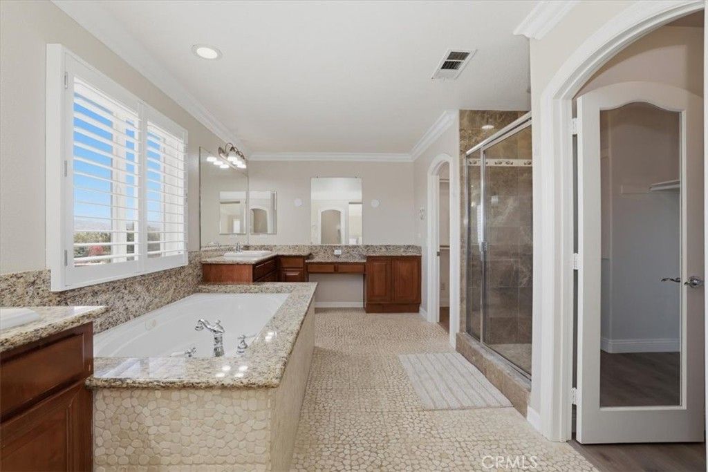 Image 40 of property listing at 16795 Eagle Peak, Riverside, CA 92504