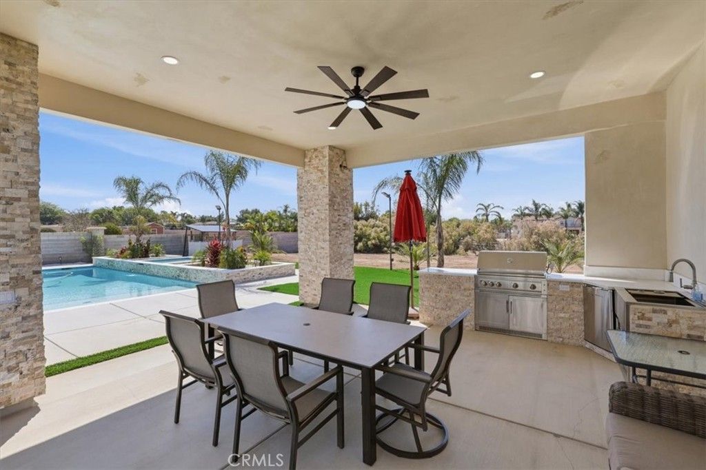 Image 6 of property listing at 16795 Eagle Peak, Riverside, CA 92504