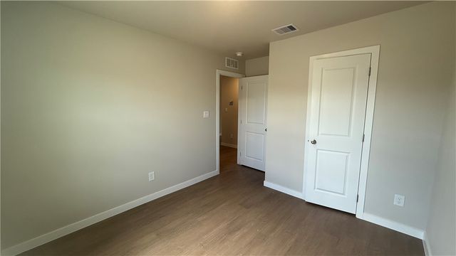 142 Key Largo Dr, Rockport, TX 78382