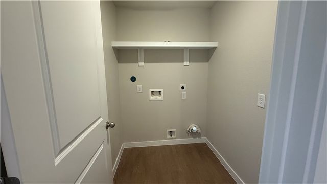 142 Key Largo Dr, Rockport, TX 78382