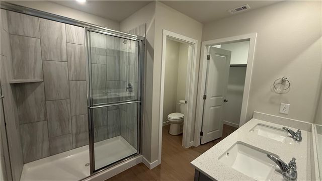 142 Key Largo Dr, Rockport, TX 78382